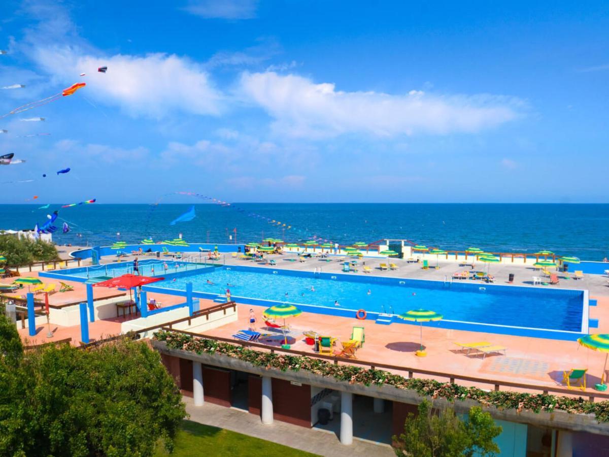 Holiday Home Rosapineta Camping Village-1 By Interhome Bagian luar foto